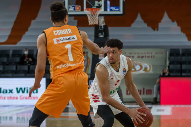 让人唏嘘不 让人唏嘘不